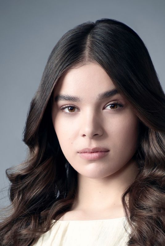 HAILEE STEINFELD - Dickinson Apple TV+ Promos, September 2019