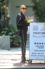 HAILEY BIEBER Out in Los Angeles 09/11/2019