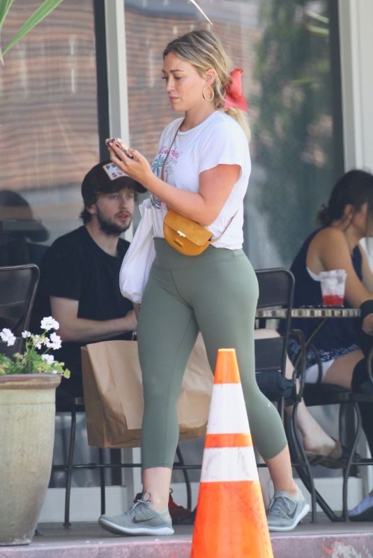HILARY DUFF in Leggings Out Shopping in Los Angeles 08/21/2019
