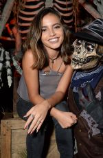 ISABELA MONER at Knott