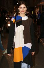 ISABELI FONTANA Arrives at Tod