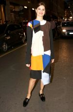ISABELI FONTANA Arrives at Tod