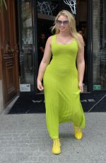 ISKRA LAWRENCE Leaves Her Hotel in Paris 09/28/2019
