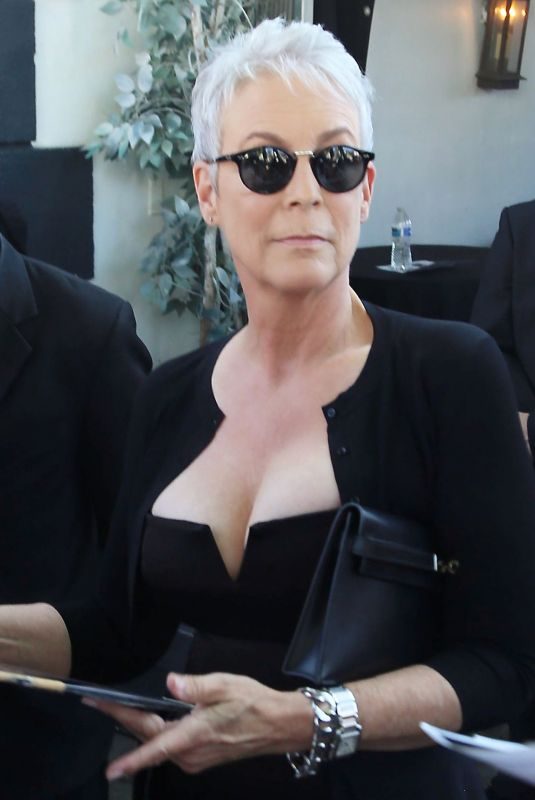 JAMIE LEE CURTIS Arrives at 45th Annual Saturn Awards in Los Angeles 09/13/2019
