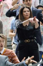 JANE LEVY and LAUREN GRAHAM on the Set of Zoey