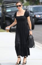 JENNIFER GARNER Arrives at a Church in Pacific Palisades 09/15/2019