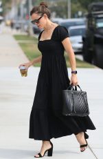 JENNIFER GARNER Arrives at a Church in Pacific Palisades 09/15/2019