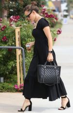JENNIFER GARNER Arrives at a Church in Pacific Palisades 09/15/2019