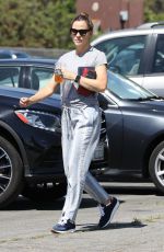 JENNIFER GARNER Out in Brentwood 09/14/2019