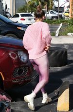 JENNIFER LOPEZ Arrives at a Gym in Miami 09/25/2019