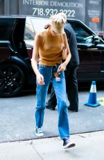 KAIA GERBER Arrives at Marc Jacobs Fasion Show in New York 09/11/2019