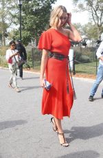 KARLIE KLOSS Arrives at Caroline Herrera Fashion Show in New York 09/09/2019