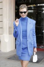 KARLIE KLOSS Leaves Her Hotel in Paris 09/24/2019
