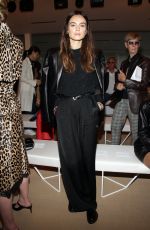 KASIA SMUTNIK at Tod
