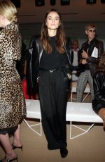 KASIA SMUTNIK at Tod