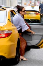 KATIE HOLMES Getting Out of a Cab in New York 09/14/2019