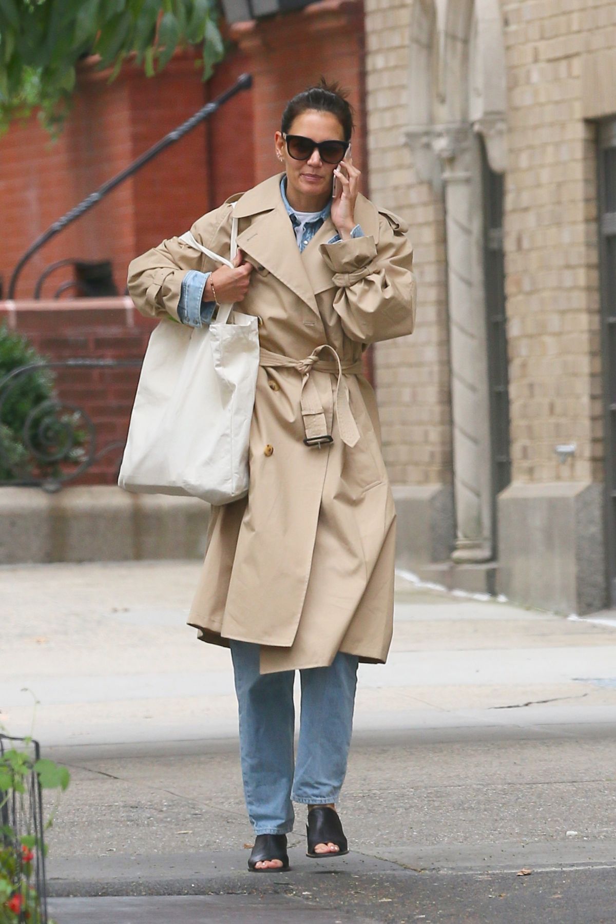 KATIE HOLMES Out in New York 09/16/2019 – HawtCelebs