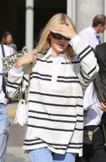 KENDALL JENNER Out and About in Milan 09/19/2019