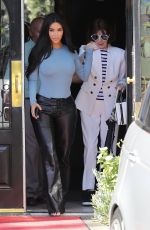 KIM KARDASHIAN Out for Lunch in Calabasas 09/19/2019