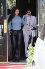 KIM KARDASHIAN Out for Lunch in Calabasas 09/19/2019