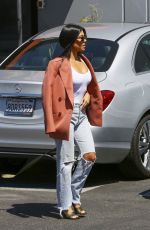 KOURTNEY KARDASHIAN Leaves s Studio in Los Angeles 09/20/2019