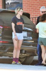 KRISTEN STEWART Involved in a Car Accident in Los Aangeles 09/03/2019