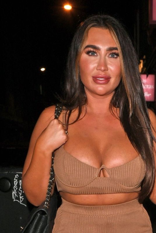 LAUREN GOODGER at Burlock Club in London 09/06/2019