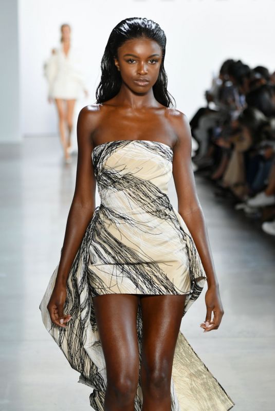 LEOMIE ANDERSON at Cong Tri Runway Show at New York Fashion Week 09/09/2019