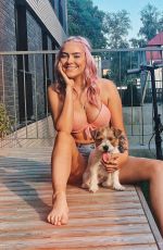 LIIANA ARIADNE PEDANIK - Instagam Photos 