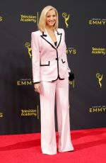 LISA KUDROW at 71st Annual Creative Arts Emmy Awards in Los Angeles 09/2015/2019