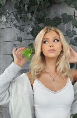 LOREN GRAY - Instagram Photos and Video 09/18/2019