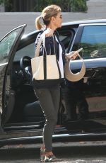 LORI LOUGHLIN Out and About in Los Angeles 09/20/2019