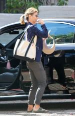 LORI LOUGHLIN Out and About in Los Angeles 09/20/2019