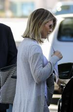 LORU LOUGHLIN Leaves a Church in Los Angeles 09/08/2019