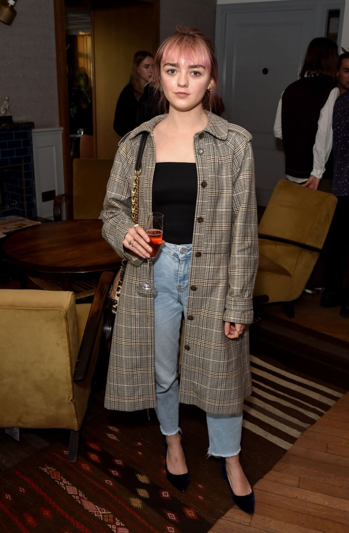 MAISIE WILLIAMS at Selby’s x Contact LWF Dinner at London Fashion Week ...