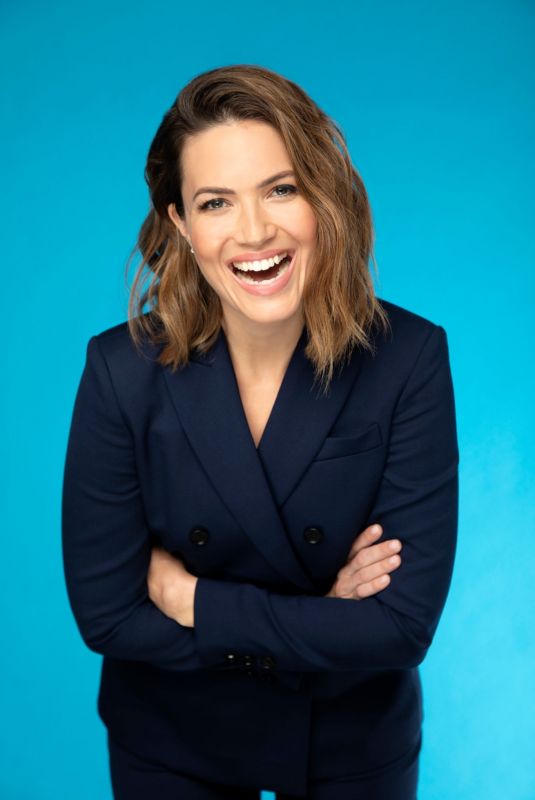 MANDY MOORE for Los Angeles times 08/22/2019
