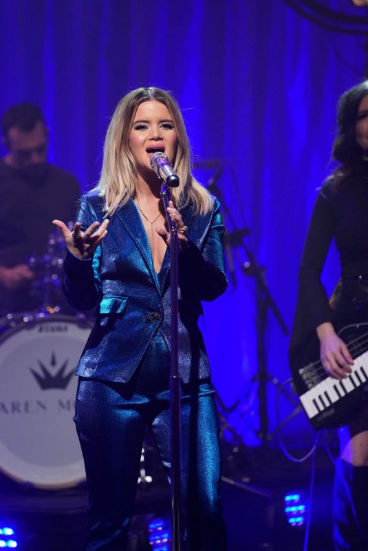 MAREN MORRIS at Late Night with Seth Meyers 09/04/2019