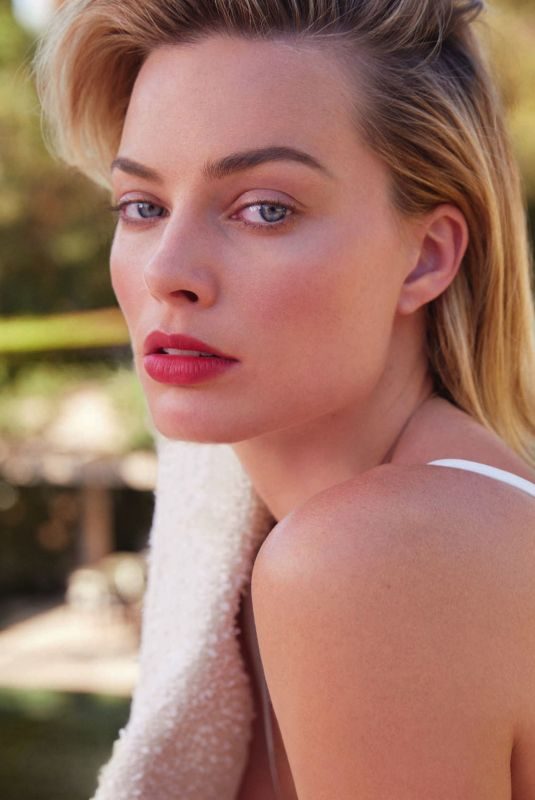 MARGOT ROBBIE in Elle Magazine, Italy September 2019