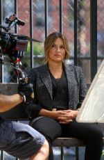 MARISKA HARGITAY on the Set of Law and Erder: Special Victims Unit in New York 09/04/2019