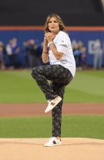 MARISKA HARGITAY Throws Out First Pitch of LA Dodgers vs NY Mmets Game in New York 09/13/2019