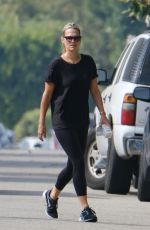 MOLLY SIMS Out Hiking in Los Angeles 09/16/2019