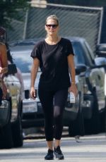 MOLLY SIMS Out Hiking in Los Angeles 09/16/2019