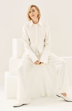NAOMI WATTS in Net-a-porter