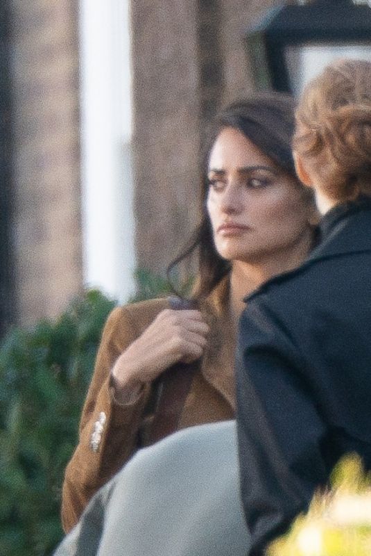 PENELOPE CRUZ and JESSICA CHASTAIN on the Set 355 Movie in London 09/05/2019