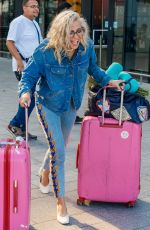 PIXIE LOTT at Los Angeles International Airport 09/19/2019