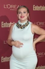 Pregnant AMANDA FULLER at 2019 Entertainment Weekly and L