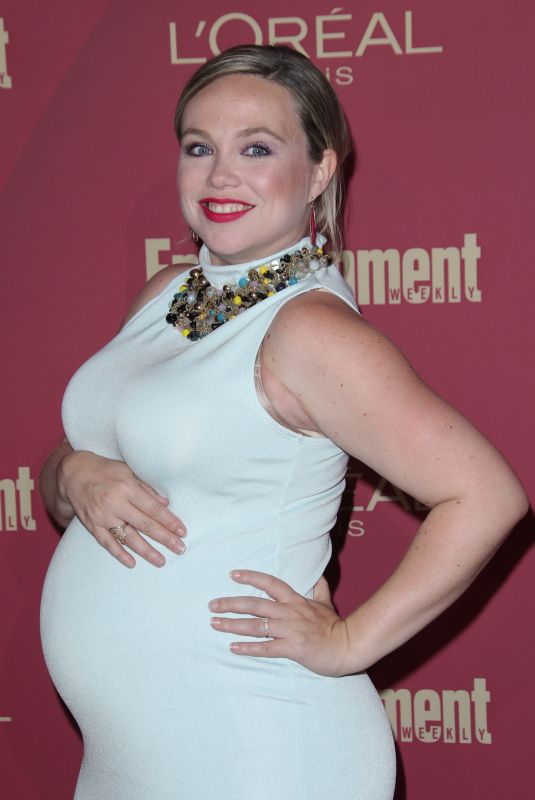 Pregnant AMANDA FULLER at 2019 Entertainment Weekly and L