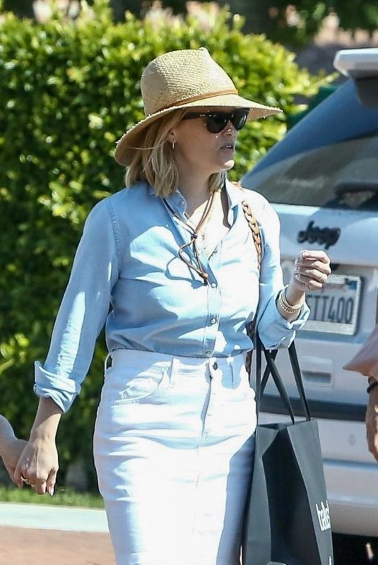 REESE WITHERSPOON Out in Malibu 09/21/2019