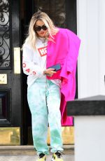 RITA ORA Heading to Heathrow Airport in London 09/04/2019