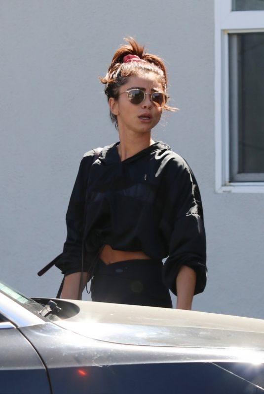 SARAH HYLAND Leaves Pilates Class in Los Angeles 09/21/2019